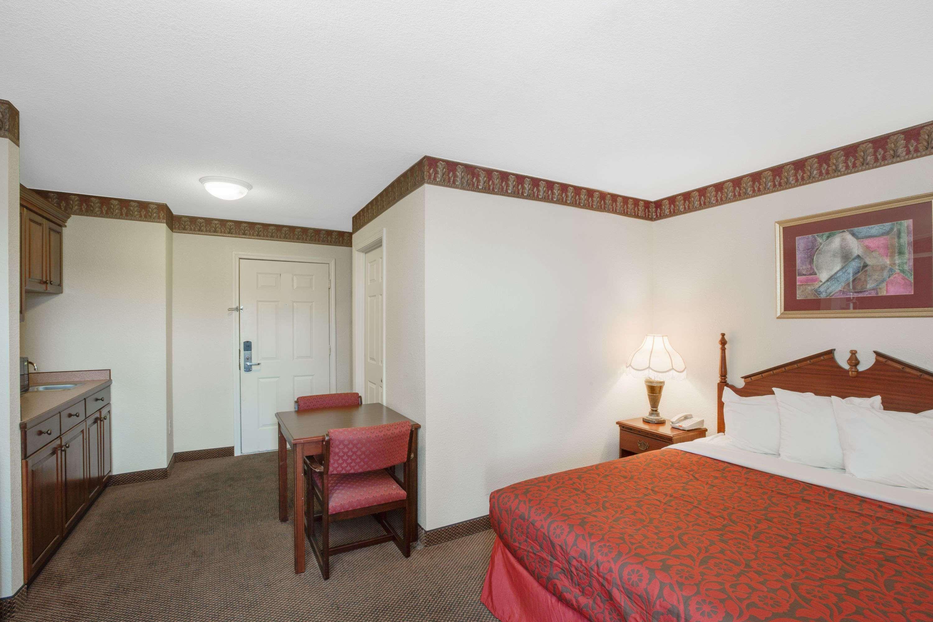 Days Inn By Wyndham Trumann Ar Exterior foto