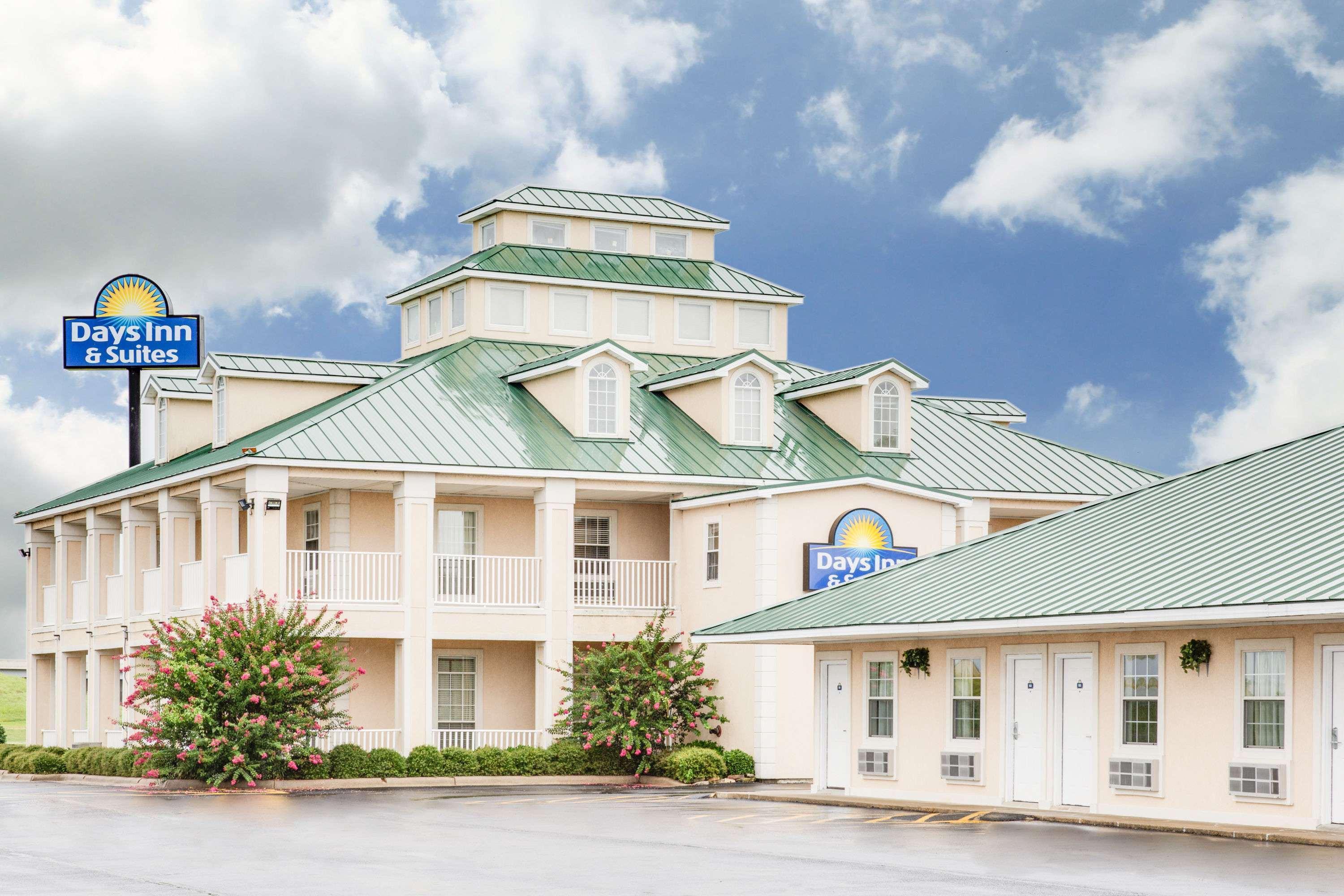 Days Inn By Wyndham Trumann Ar Exterior foto